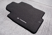 2005 - 2008 Nissan Floor Mats Carpet 999E2-KR000CH