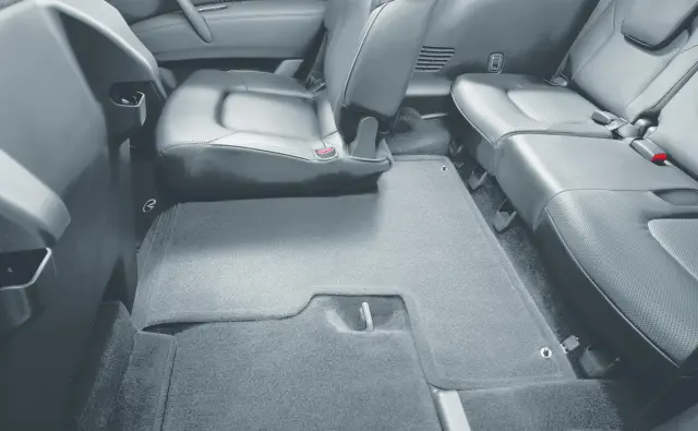 Nissan Qx56 Center Console Mat-black 999E2-3XCC0